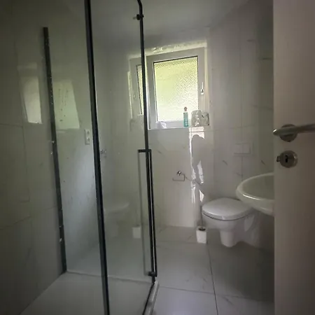 Monteur- Und Urlaubsunterkuenfte Apartment