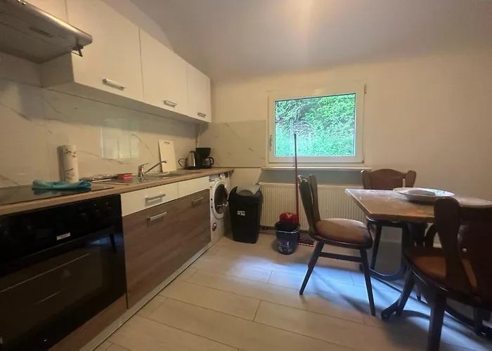 Monteur- Und Urlaubsunterkuenfte *